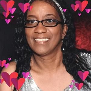 Meet your Posher, Fenecia